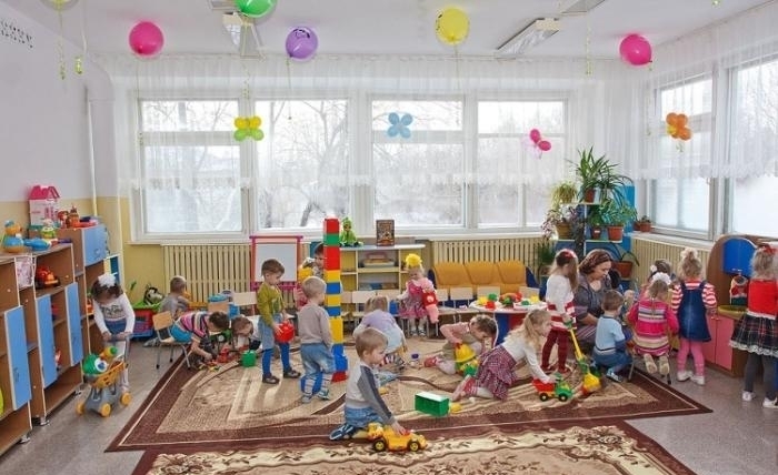Очередь в детские сады для дошкольников сократилась почти в семь раз