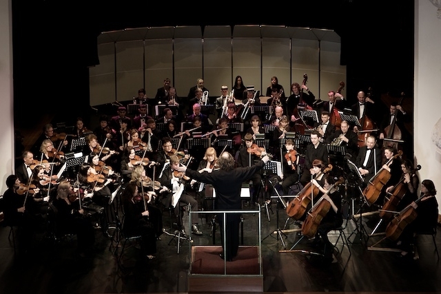 Тихоокеанский симфонический оркестр возглавит дирижер из Америки