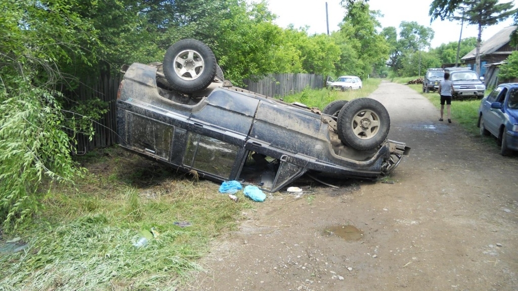 Около 60 аварий на дорогах Приморья произошли за сутки