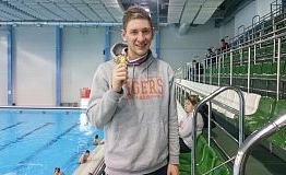 Студент ДВФУ установил новый рекорд мира по плаванию
