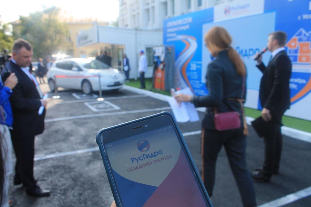 На зарядку становись: как работают электрозарядные станции автомобилей в Приморье