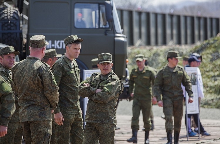 Путин в военной форме фото