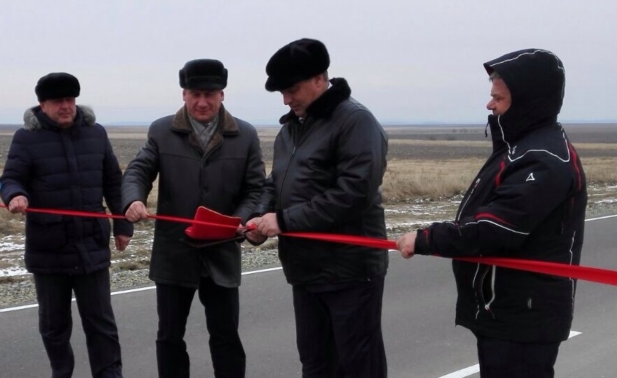 Участок дороги Сибирцево-Жариково-Комиссарово открыли в Хорольском районе 